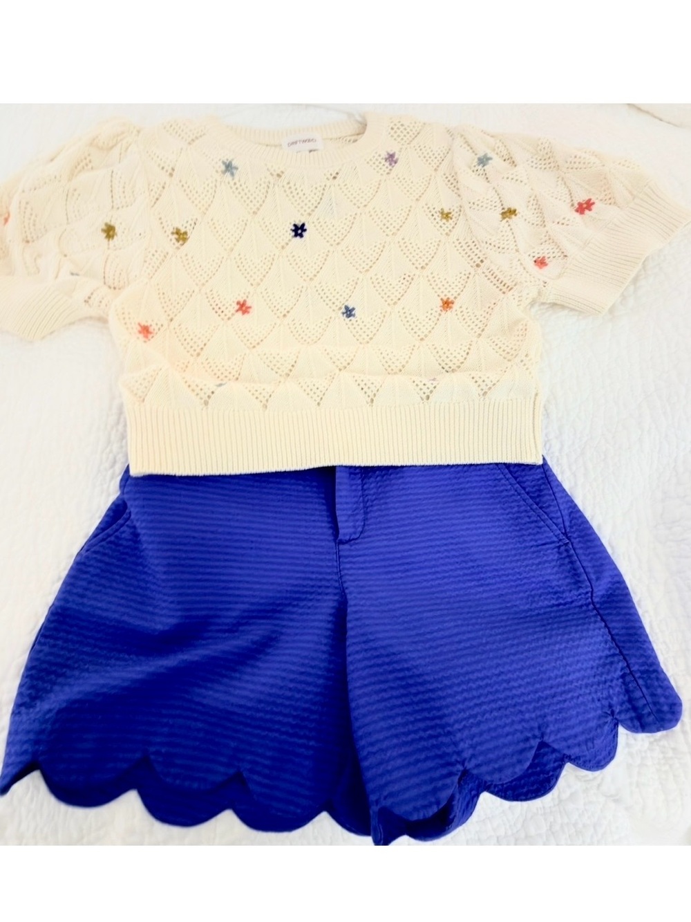 EUC Lilly Pulitzer Royal Blue Scallop Hem Shorts - size 8